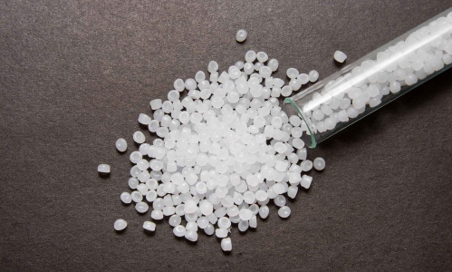 PET với Polyethylene: Điểm tương đồng và khác biệt